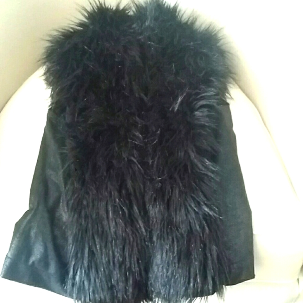 Black faux fur n suede vest